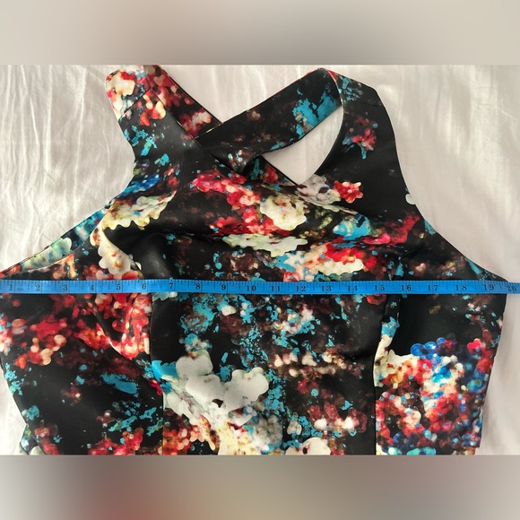 Monique Lhuillier formal hi-lo gown. - Picture 7 of 8